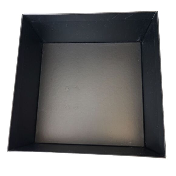Authentic CHANEL Empty White Black Box 8.75"x8.75"x4" - Picture 6 of 15